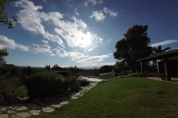 Entorno rural que rodea la casa vacacional Bon Viure en Mallorca
