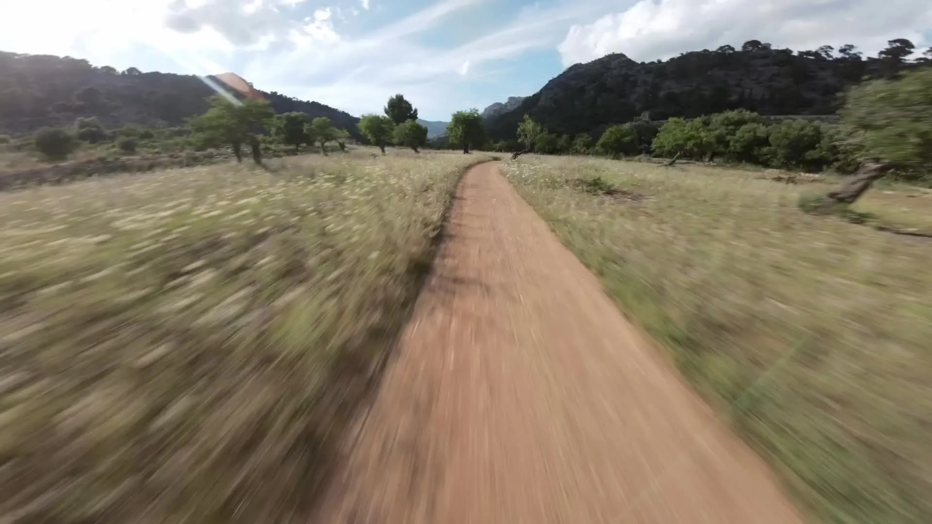 Seguimiento dinámico con dron FPV en la Serra de Tramuntana